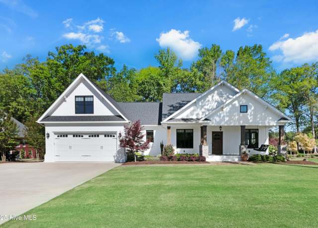 Property at 1305 Sunset Dr, Goldsboro, NC 27534, 3 beds, 2 baths