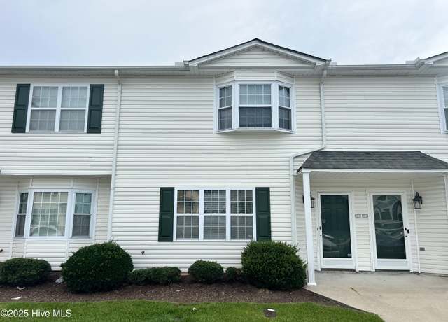 Property at 1222 Cross Creek Cir Unit W5, Greenville, NC 27834, 3 beds, 2.5 baths
