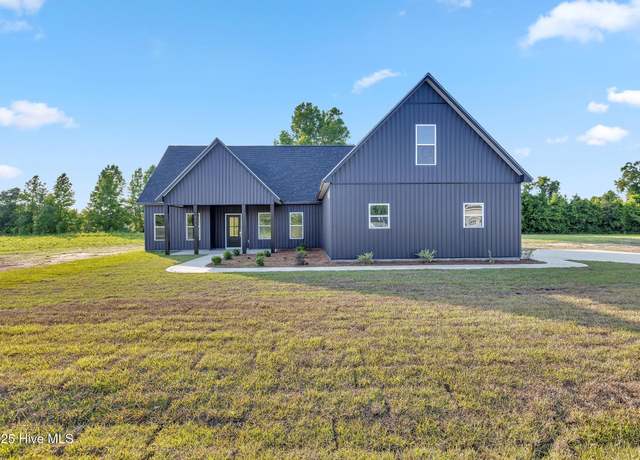 Property at 111 Adams Landing Way, Maysville, NC 28555, 3 beds, 2 baths