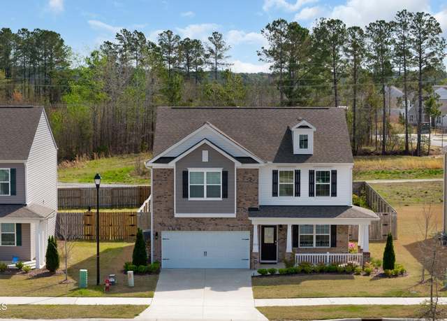 Property at 1039 Spivey Cir, New Bern, NC 28562, 3 beds, 2.5 baths