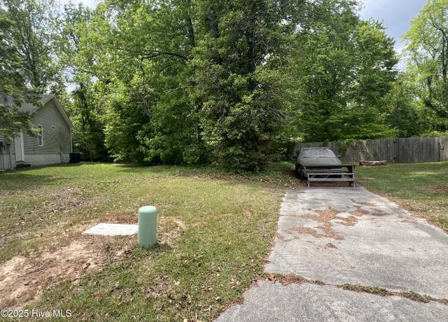 Property at 214 Hayden Pl, Jacksonville, NC 28540