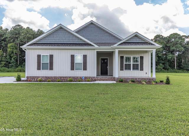 Property at 325 Paul Hare Rd, Goldsboro, NC 27530, 3 beds, 3 baths