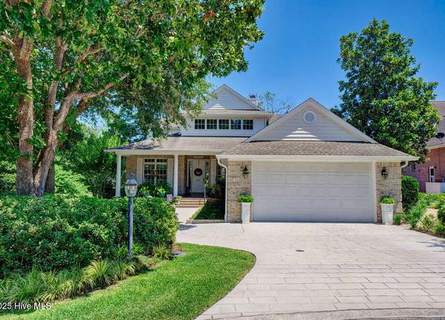 Property at 427 Black Diamond Dr, Wilmington, NC 28411, 4 beds, 2.5 baths