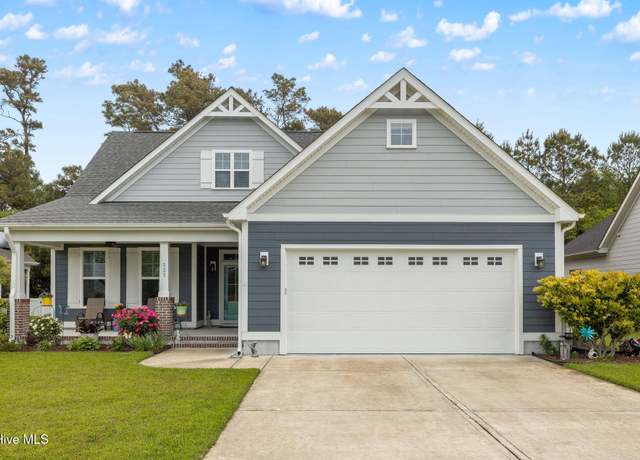 Property at 223 Taylorwood Dr, Beaufort, NC 28516, 4 beds, 2.5 baths