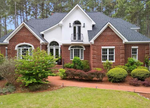 Property at 5 Wake Forest Ct, Southern Pines, NC 28387, 4 beds, 2.5 baths