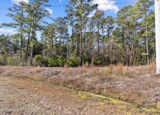 Property at 662 Bricklanding Rd SW, Shallotte, NC 28470