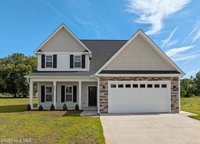Property at 853 Mulligan Dr, Ayden, NC 28513, 4 beds, 3.5 baths