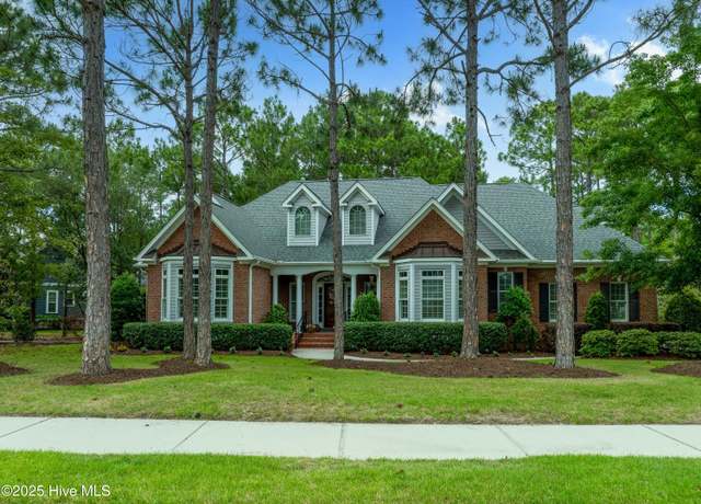 Property at 3792 Bancroft Pl, Southport, NC 28461, 4 beds, 3.5 baths