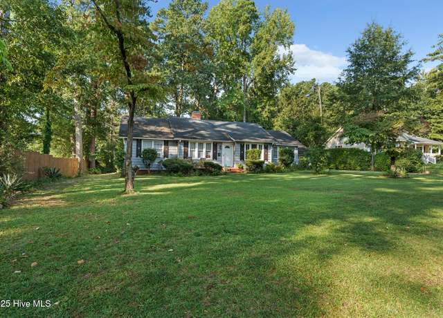 Property at 515 N Pine Ln, Wadesboro, NC 28170, 3 beds, 1 bath
