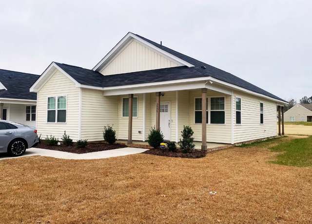 Property at 3555 Jetstream Dr, Wilson, NC 27896, 3 beds, 2 baths