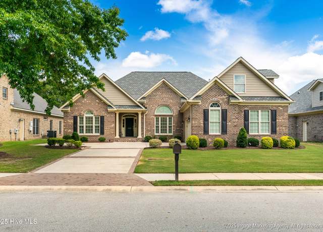 Property at 4025 Cindi Ln, Winterville, NC 28590, 4 beds, 3 baths