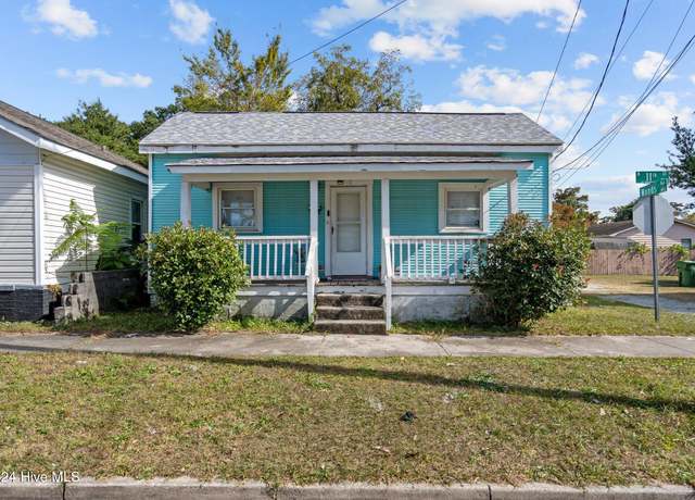 Property at 720 N 11th St, Wilmington, NC 28401, 2 beds, 1 bath