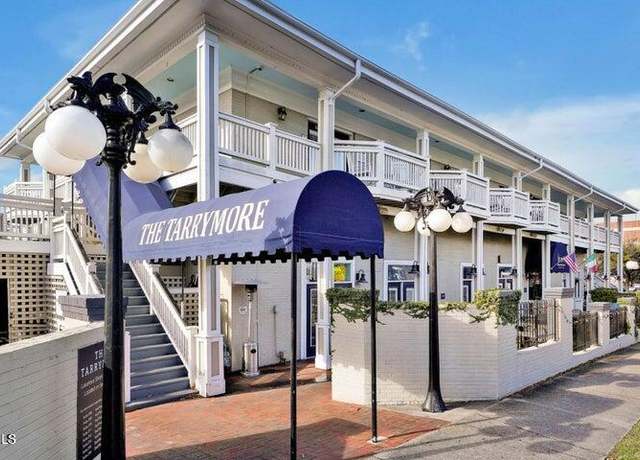 Property at 102 S 2nd St Unit 210, Wilmington, NC 28401, 1 bed, 1 bath