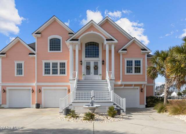 Property at 241 Gatsey Ln, Beaufort, NC 28516, 3 beds, 4.5 baths
