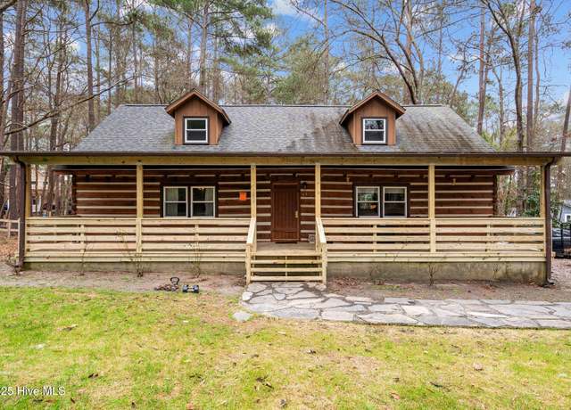 Property at 11 Dogwood Pl, Whispering Pines, NC 28327, 3 beds, 3 baths