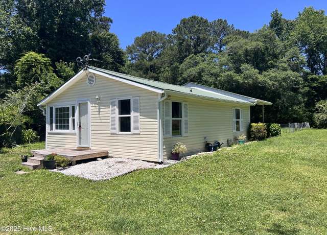 Property at 2088 Dawson Cabin Rd, Jacksonville, NC 28540, 2 beds, 1 bath
