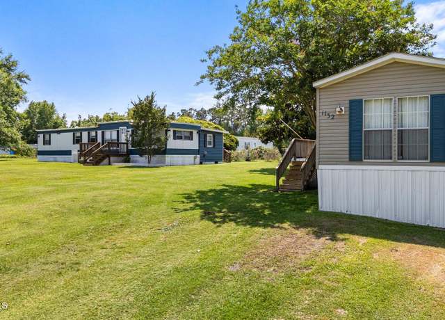 Property at 1136 &1132 Glancy Rd, Swansboro, NC 28584, 3 beds, 1.5 baths