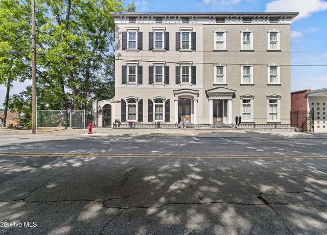 Property at 214 S Front St Unit 214, Wilmington, NC 28401, 3 beds, 2.5 baths