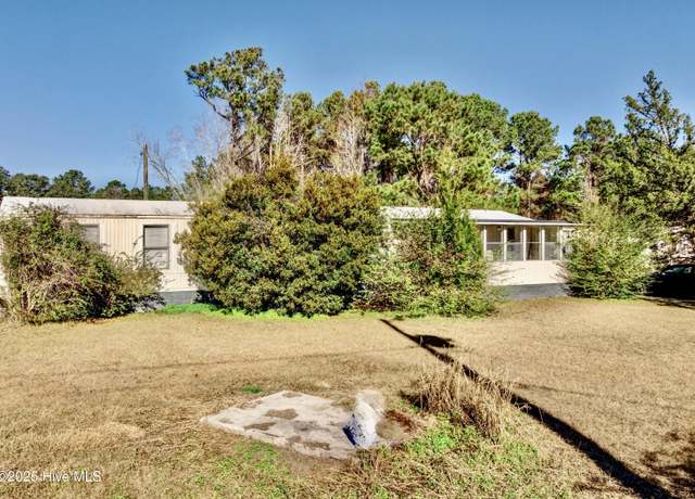 Property at 20689 Us Highway 17, Hampstead, NC 28443, 3 beds, 1.5 baths