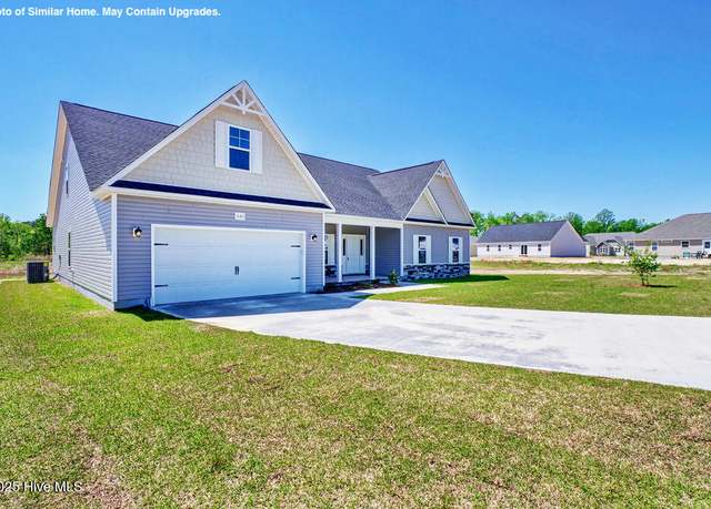 Property at 152 Tides End Dr, Holly Ridge, NC 28445, 4 beds, 4 baths