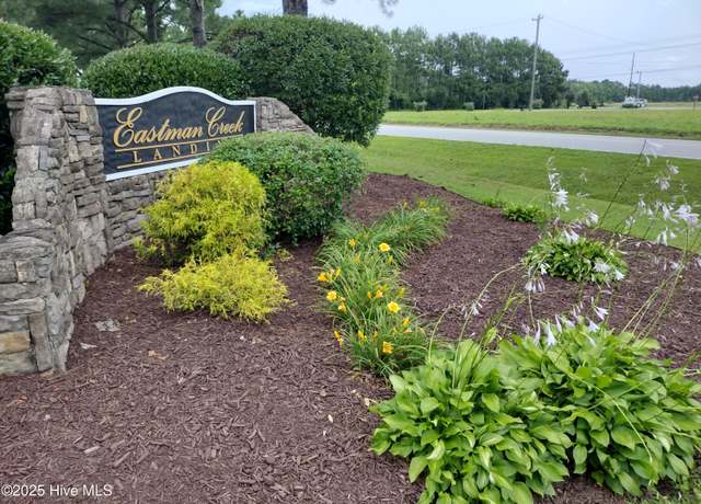Property at 510 Shipmast Ct, Beaufort, NC 28516