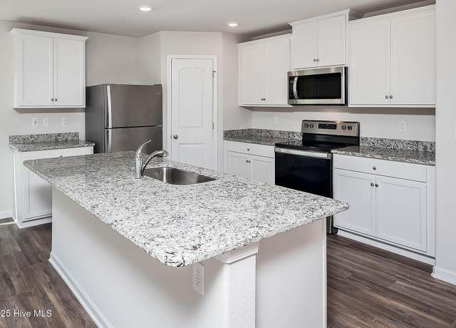 Property at 1596 Gate Hill Rd SE, Bolivia, NC 28422, 3 beds, 2.5 baths