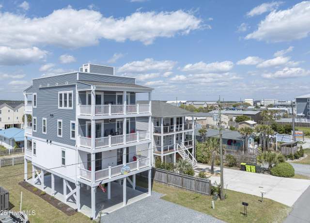Property at 513 N Topsail Dr, Surf City, NC 28445, 5 beds, 4.5 baths