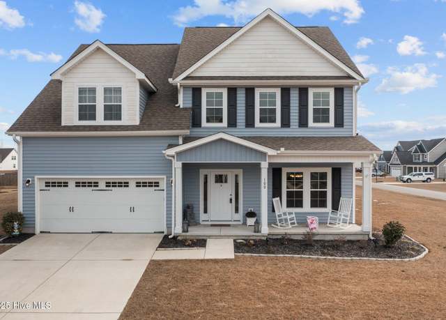 Property at 100 S Point Ct, Peletier, NC 28584, 4 beds, 2.5 baths