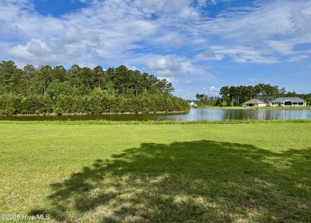 Property at 4042 Reunion Pointe Ln, New Bern, NC 28562