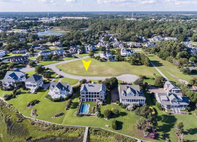 Property at 5217 Driftwood Ln, Morehead City, NC 28557
