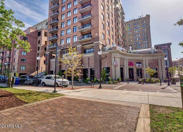 Property at 240 N Water St #1256, Wilmington, NC 28401, 2 beds, 2.5 baths