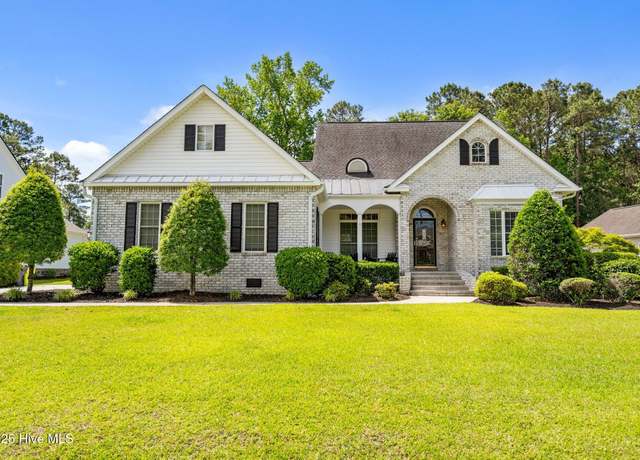 Property at 509 S Middleton Dr NW, Calabash, NC 28467, 4 beds, 3.5 baths