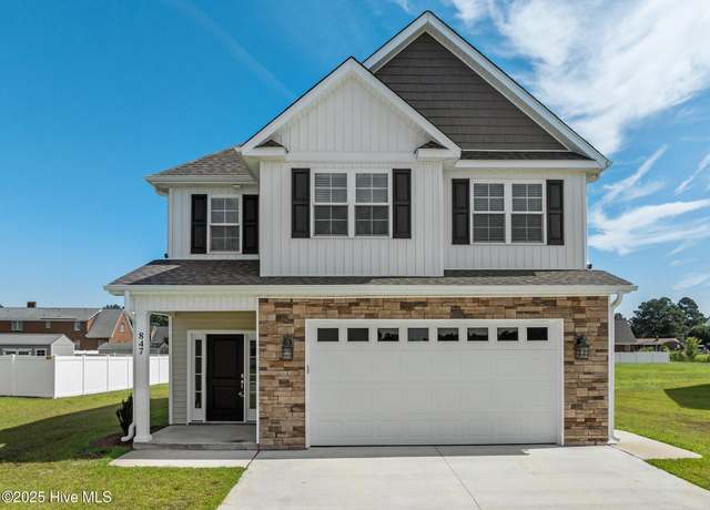 Property at 847 Mulligan Dr, Ayden, NC 28513, 4 beds, 2.5 baths