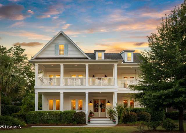 Property at 5204 Helms Port Ave, Wilmington, NC 28409, 4 beds, 3.5 baths