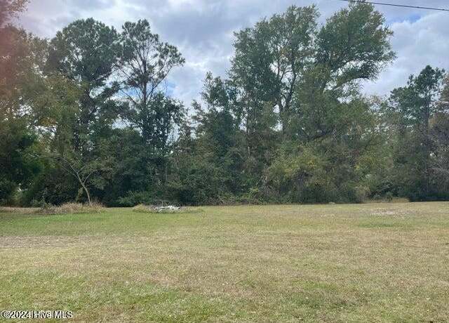 Property at 114 Old Farm Rd, Hampstead, NC 28443