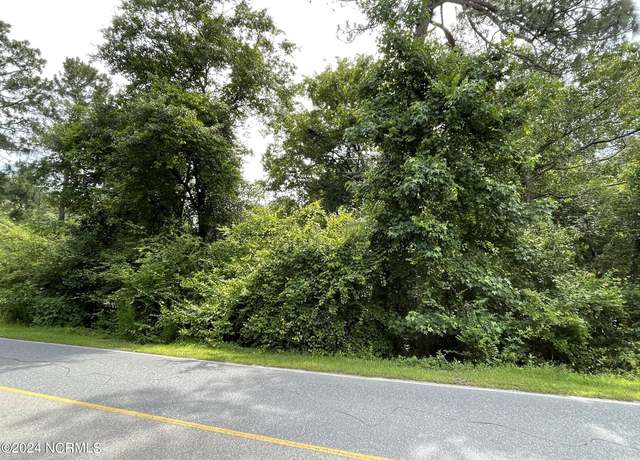 Property at 165 Devonshire Ave W, West End, NC 27376