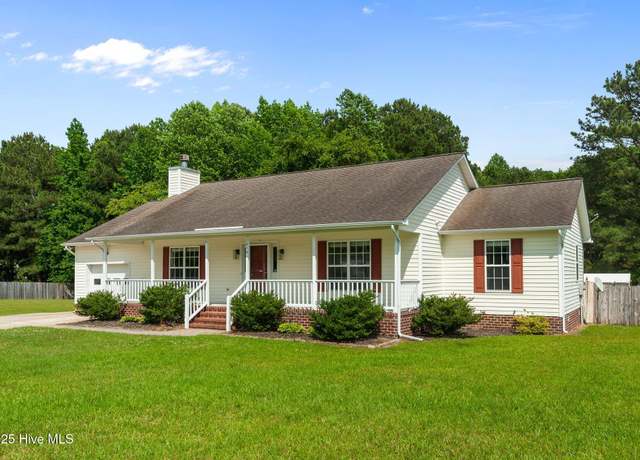 Property at 874 Winterfield Dr, Winterville, NC 28590, 3 beds, 2 baths