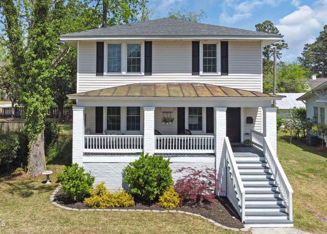 Property at 1508 Rhem Ave, New Bern, NC 28560, 4 beds, 3 baths