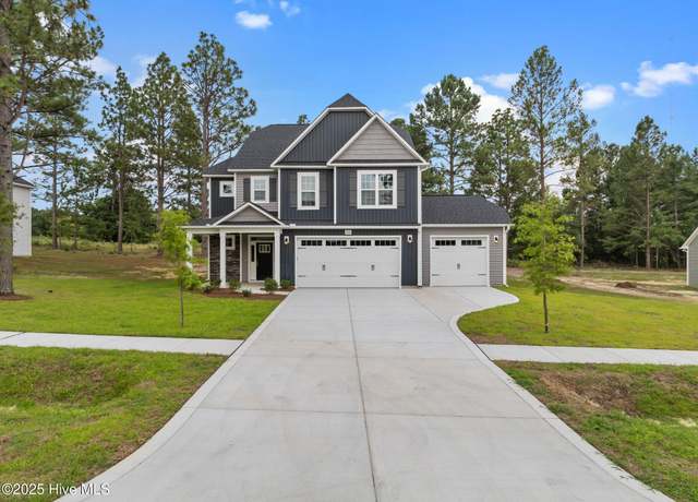 Property at 804 Winds Way, Aberdeen, NC 28315, 4 beds, 2.5 baths
