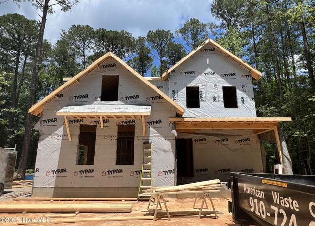 Property at 1057 Greenbriar Dr, Vass, NC 28394, 4 beds, 3.5 baths