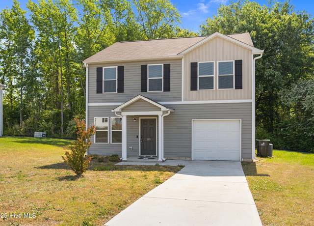 Property at 135 Chase Dr, Snow Hill, NC 28580, 3 beds, 2.5 baths