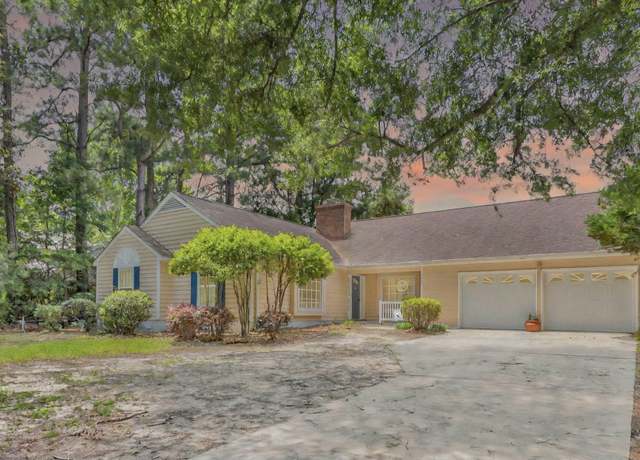 Property at 320 Embassy Cir, Wilmington, NC 28412, 3 beds, 2.5 baths