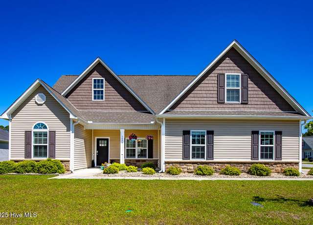 Property at 1001 Bluefin Way, New Bern, NC 28562, 3 beds, 3 baths