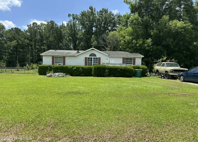 Property at 2293 Dawson Cabin Rd, Jacksonville, NC 28540, 3 beds, 2 baths