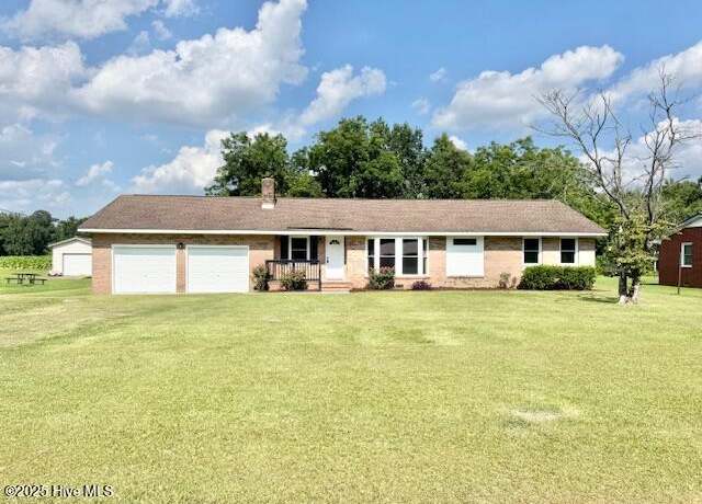 Property at 124 Billy Hudson Rd, Jacksonville, NC 28540, 3 beds, 2 baths