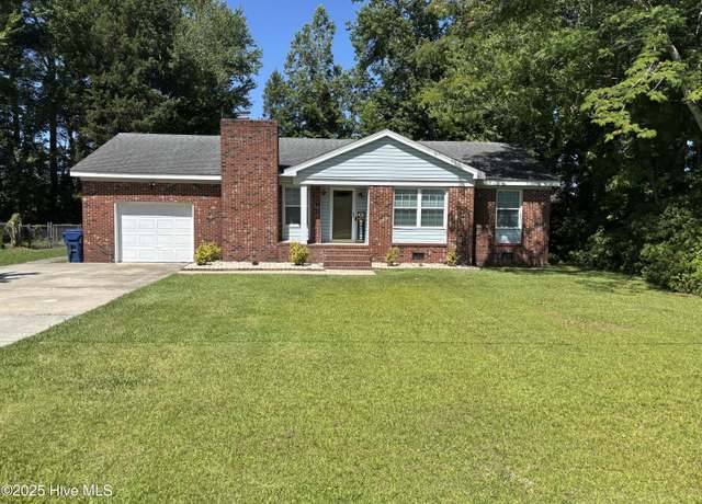 Property at 102 Daniels Ct, Havelock, NC 28532, 3 beds, 2 baths