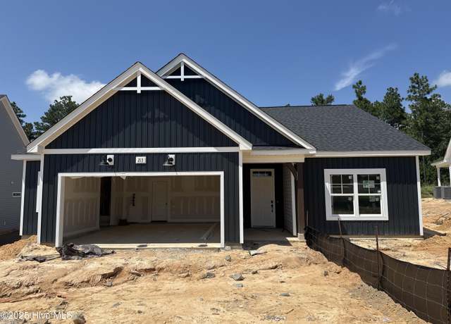 Property at 213 Rough Ridge Trl #14, Aberdeen, NC 28315, 4 beds, 2 baths