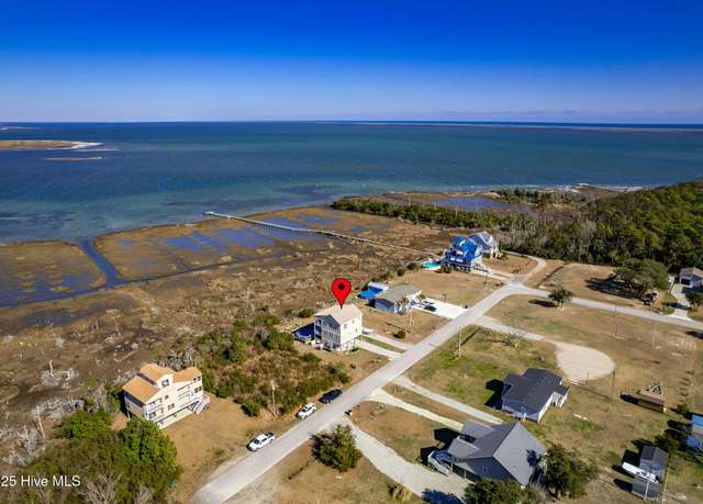 Property at 119 East Dr, Harkers Island, NC 28531, 3 beds, 3 baths