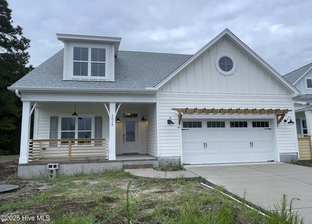 Property at 1514 Manta Ray Way, Sunset Beach, NC 28468, 3 beds, 2.5 baths