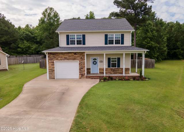 Property at 125 Walnut Hills Dr, Richlands, NC 28574, 3 beds, 2.5 baths